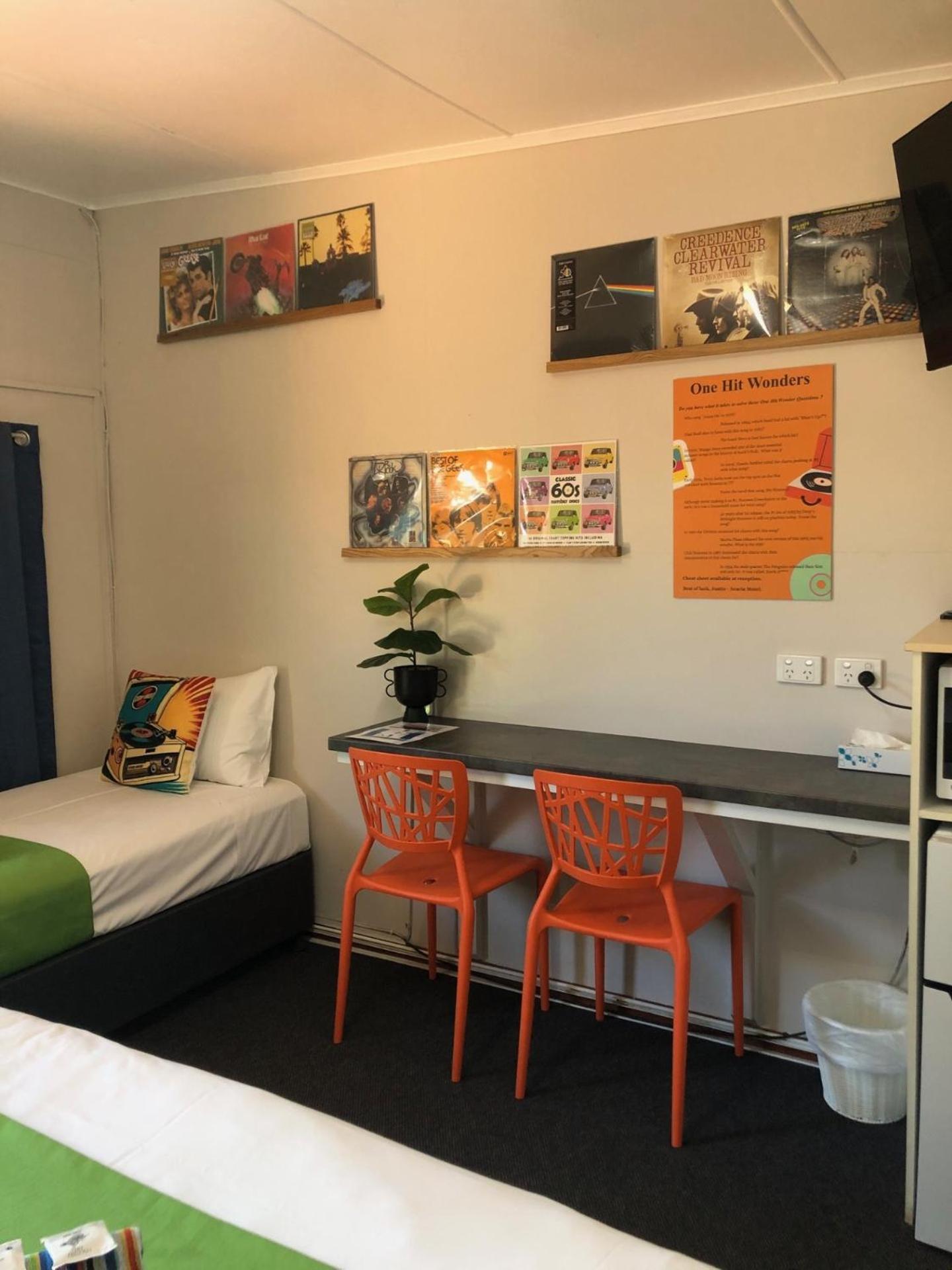 Acacia Motel Chinchilla Bagian luar foto